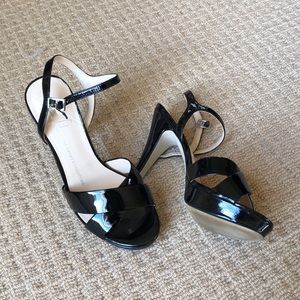 Franco Sarto Black Patent Mirage sandals size 6.5